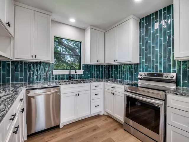 $299,000 | 796 North 7th Street, Midlothian, TX 76065