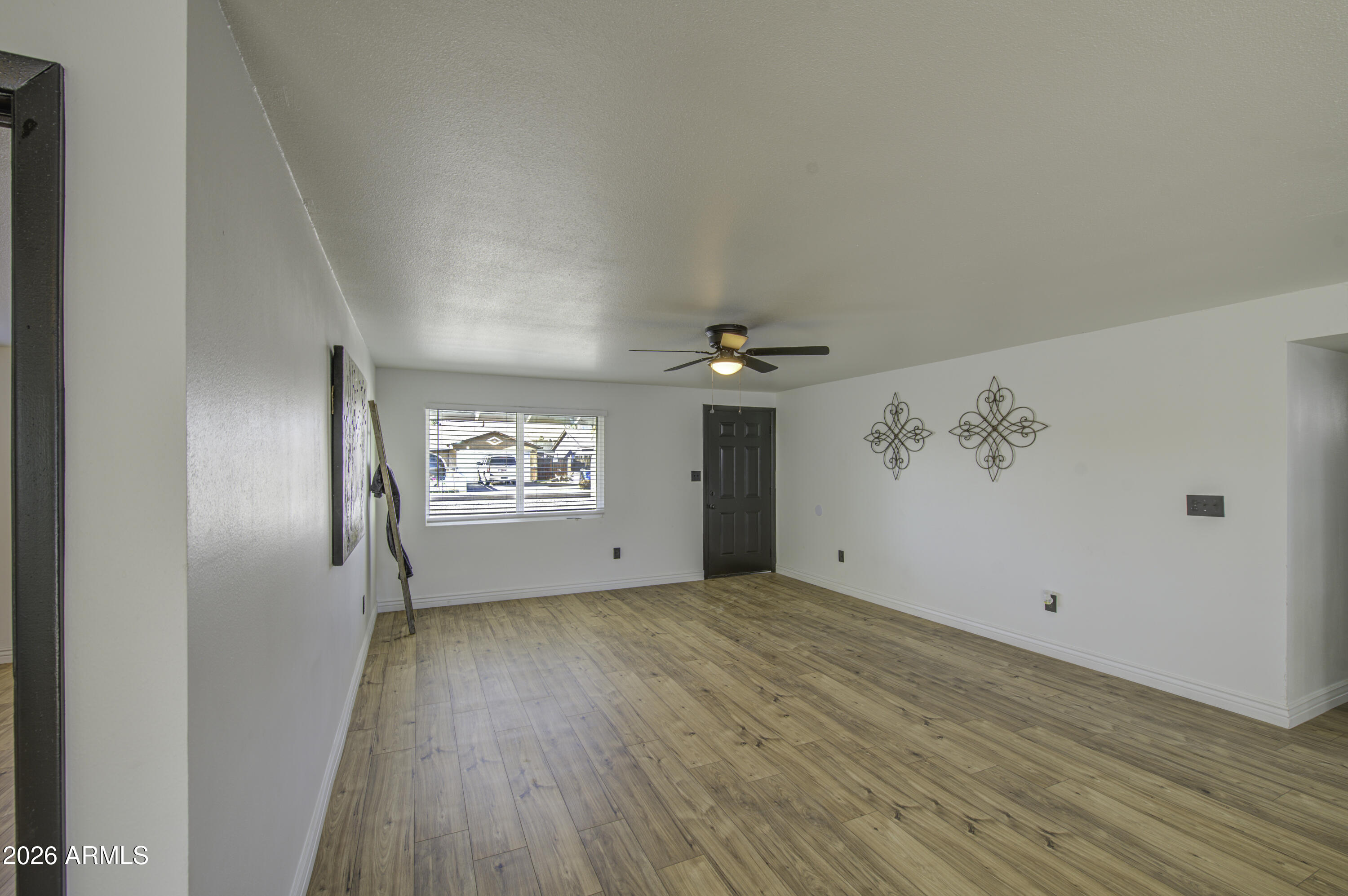 6213 West Almeria Road Phoenix, AZ 85035 - Photo 6 of 37 Living Room 2