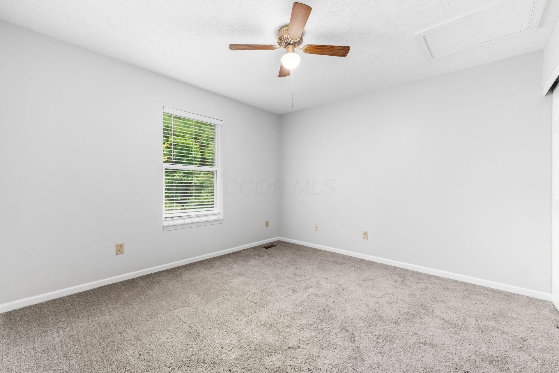 342 Shawnee Loop South Pataskala, OH 43062 - Photo 24 of 51 Bedroom 2
