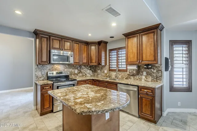 $615,000 | 2542 East Nora Street, Mesa, AZ 85213