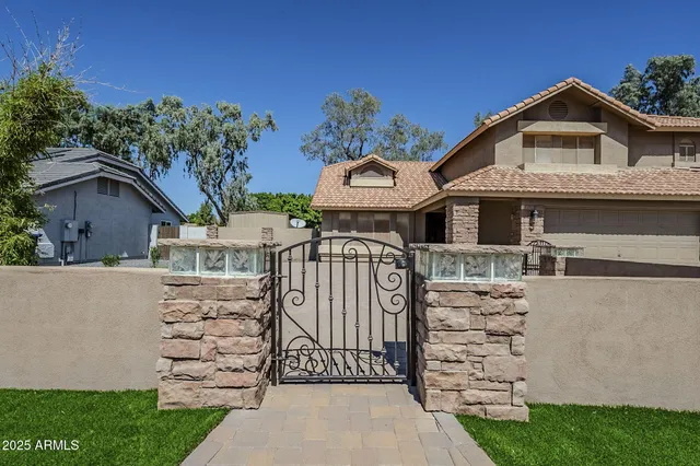 $615,000 | 2542 East Nora Street, Mesa, AZ 85213