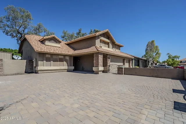 $615,000 | 2542 East Nora Street, Mesa, AZ 85213