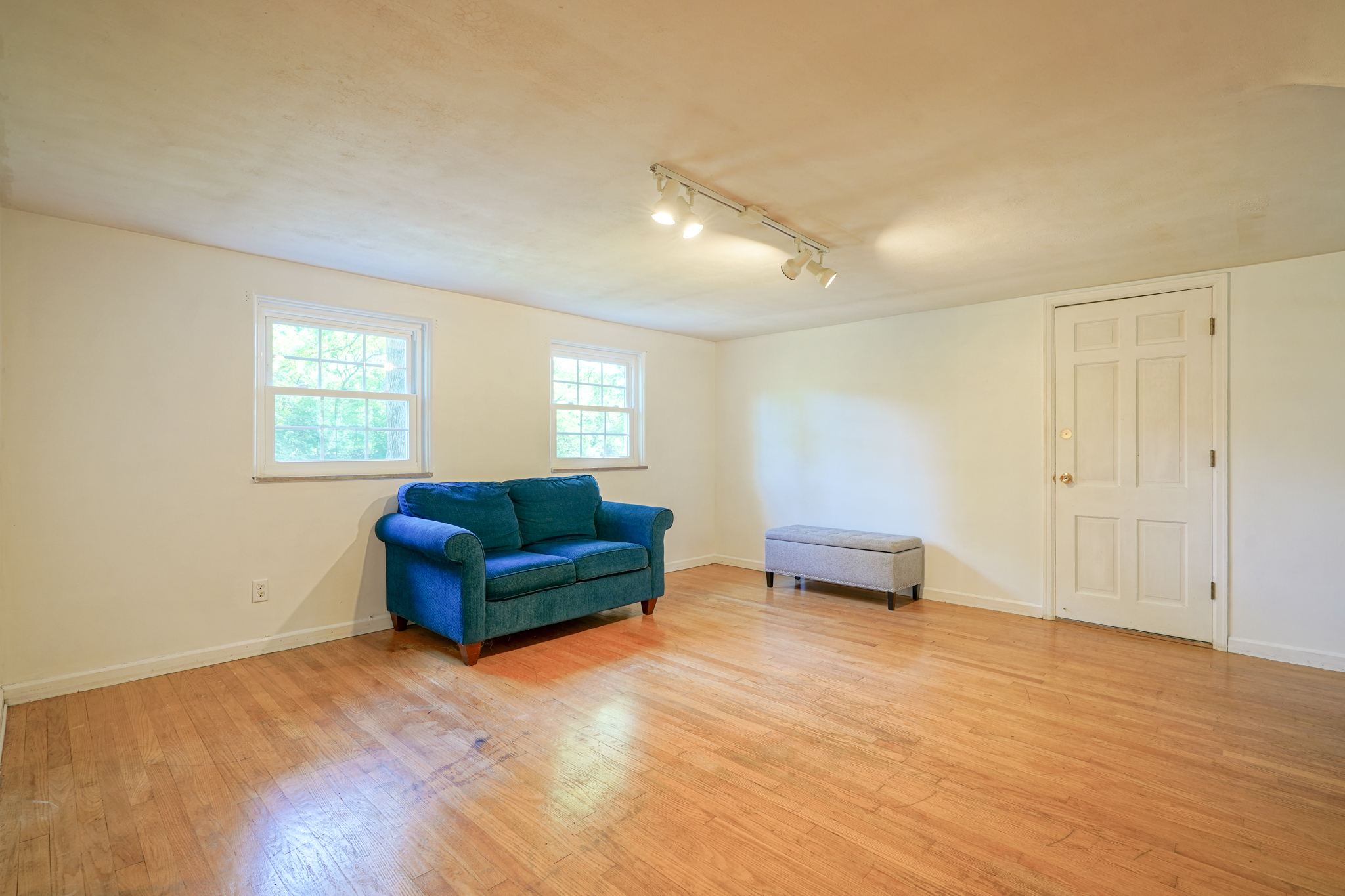 4546 Dickson Road Indianapolis, IN 46226 - Photo 34 of 44 Gallery Image 34