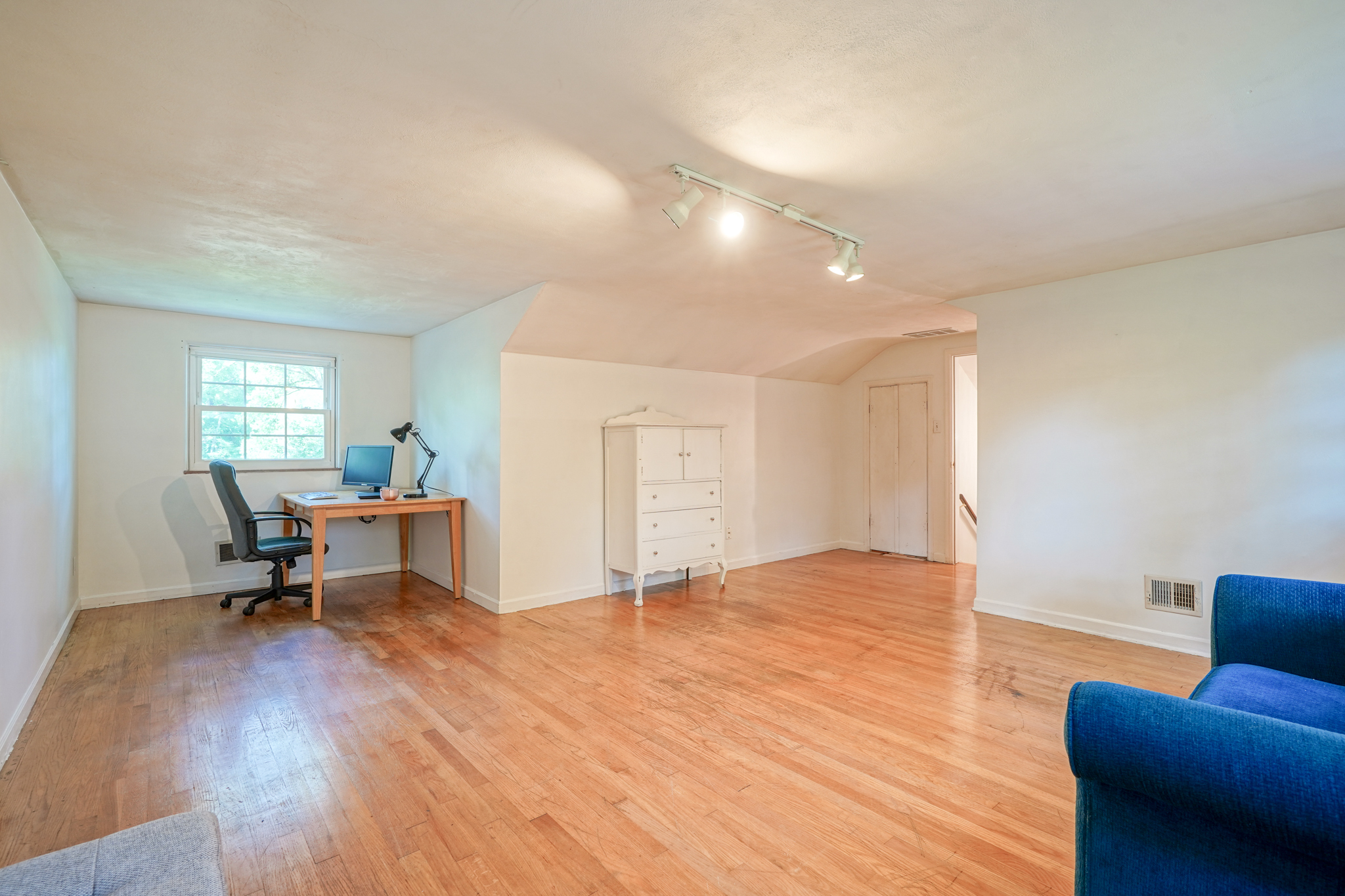 4546 Dickson Road Indianapolis, IN 46226 - Photo 35 of 44 Gallery Image 35
