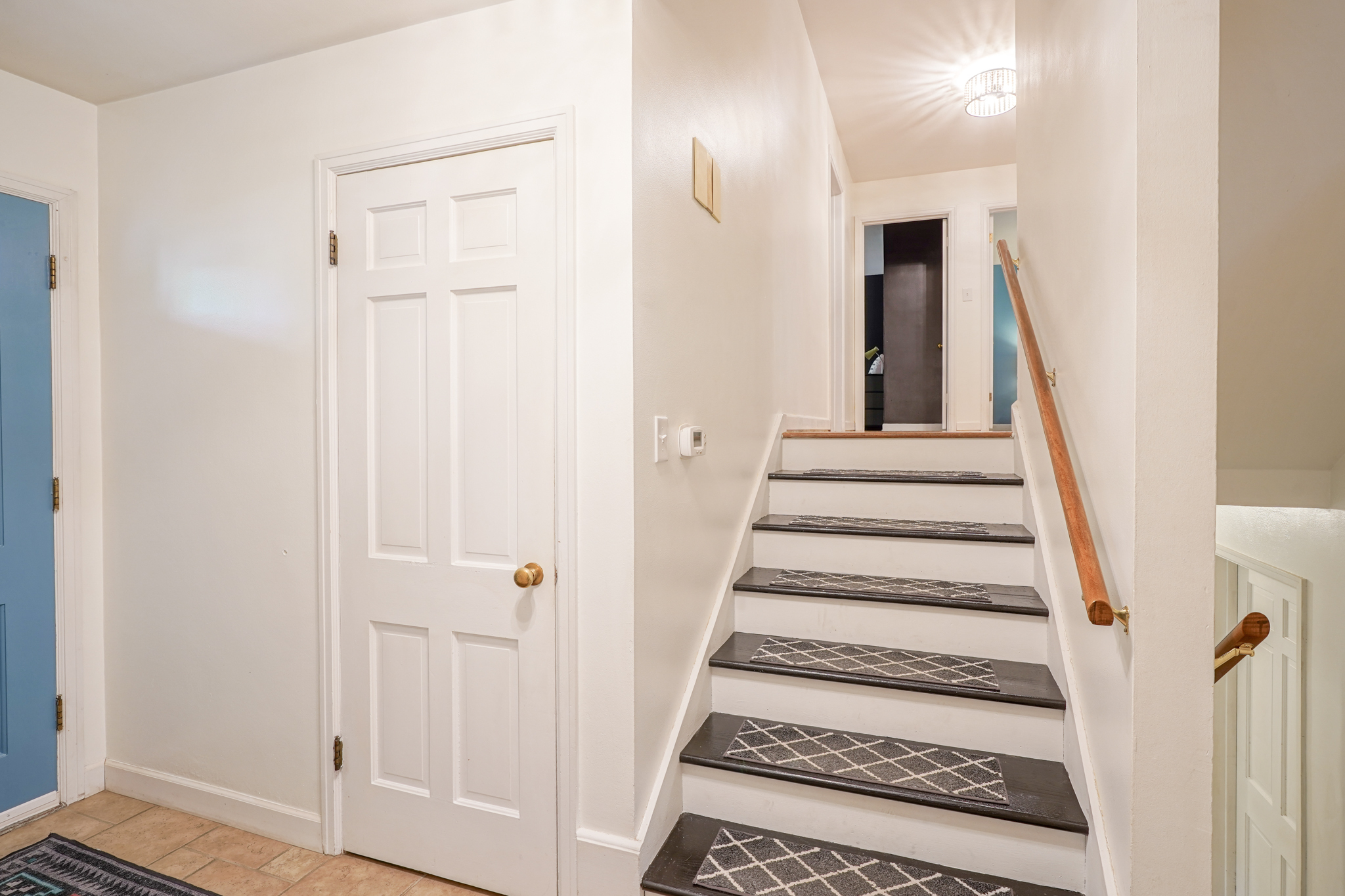 4546 Dickson Road Indianapolis, IN 46226 - Photo 10 of 44 Gallery Image 10