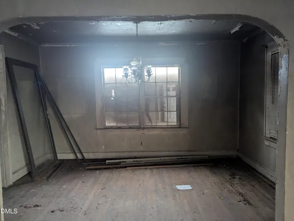 $55,000 | 112 North Secrest Street, Kinston, NC 28501