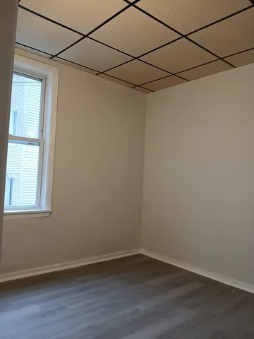 $1,350 | 44 Winter Street, Unit 1S, Fall River, MA 02720