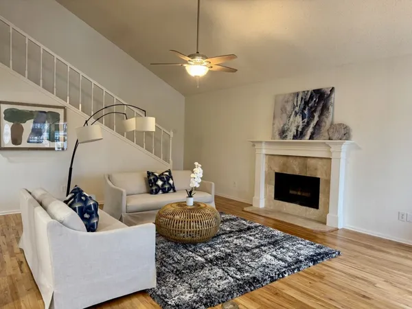 $3,650 | 339 Admiral Circle, Tiki Island, TX 77554