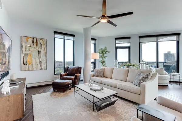 $6,495 | 1240 South 2nd Street, Unit 1601, Minneapolis, MN 55415