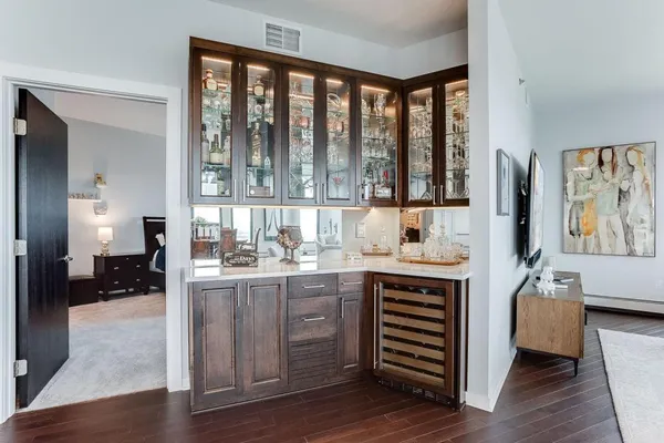 $6,495 | 1240 South 2nd Street, Unit 1601, Minneapolis, MN 55415