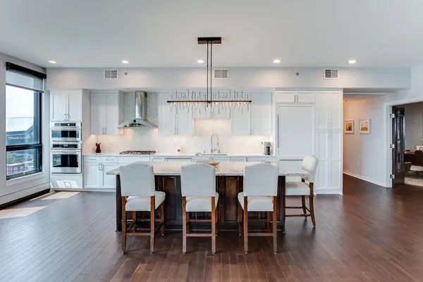 $6,495 | 1240 South 2nd Street, Unit 1601, Minneapolis, MN 55415