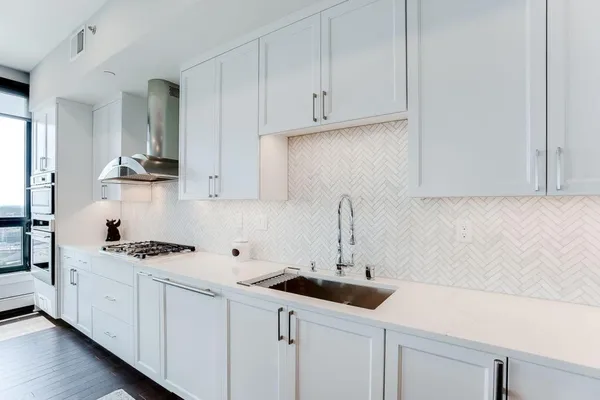 $6,495 | 1240 South 2nd Street, Unit 1601, Minneapolis, MN 55415