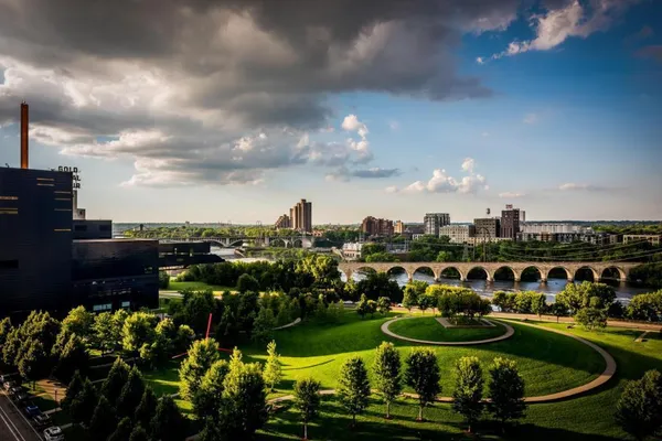 $6,495 | 1240 South 2nd Street, Unit 1601, Minneapolis, MN 55415