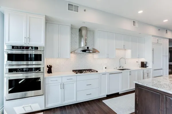 $6,495 | 1240 South 2nd Street, Unit 1601, Minneapolis, MN 55415