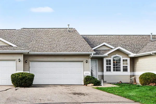 $279,900 | 2005 Quail Cove Drive, Kalamazoo, MI 49009