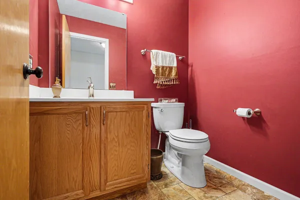 $279,900 | 2005 Quail Cove Drive, Kalamazoo, MI 49009