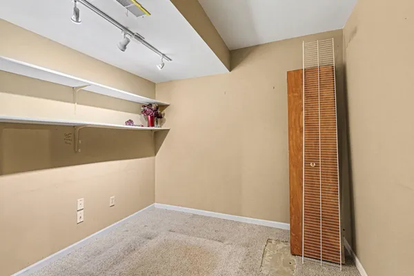 $279,900 | 2005 Quail Cove Drive, Kalamazoo, MI 49009