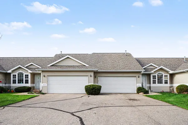$279,900 | 2005 Quail Cove Drive, Kalamazoo, MI 49009