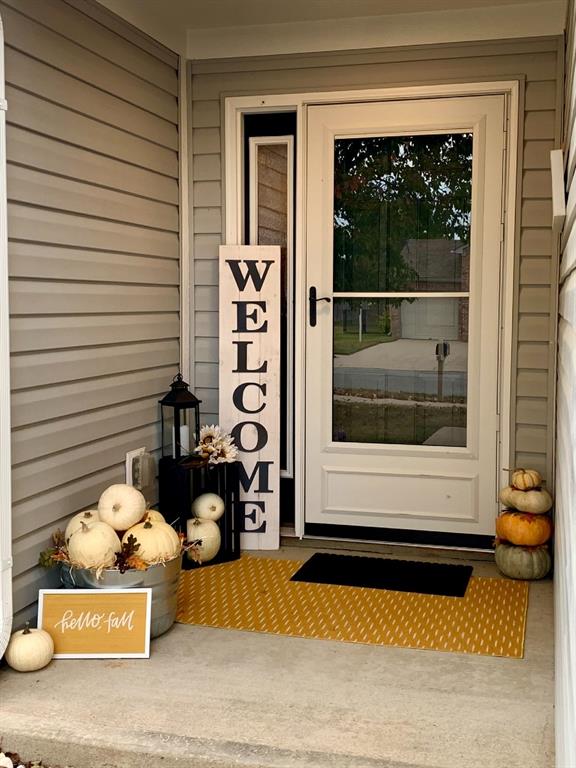 5701 Suffolk Drive Plainfield, IN 46168 - Photo 2 of 25