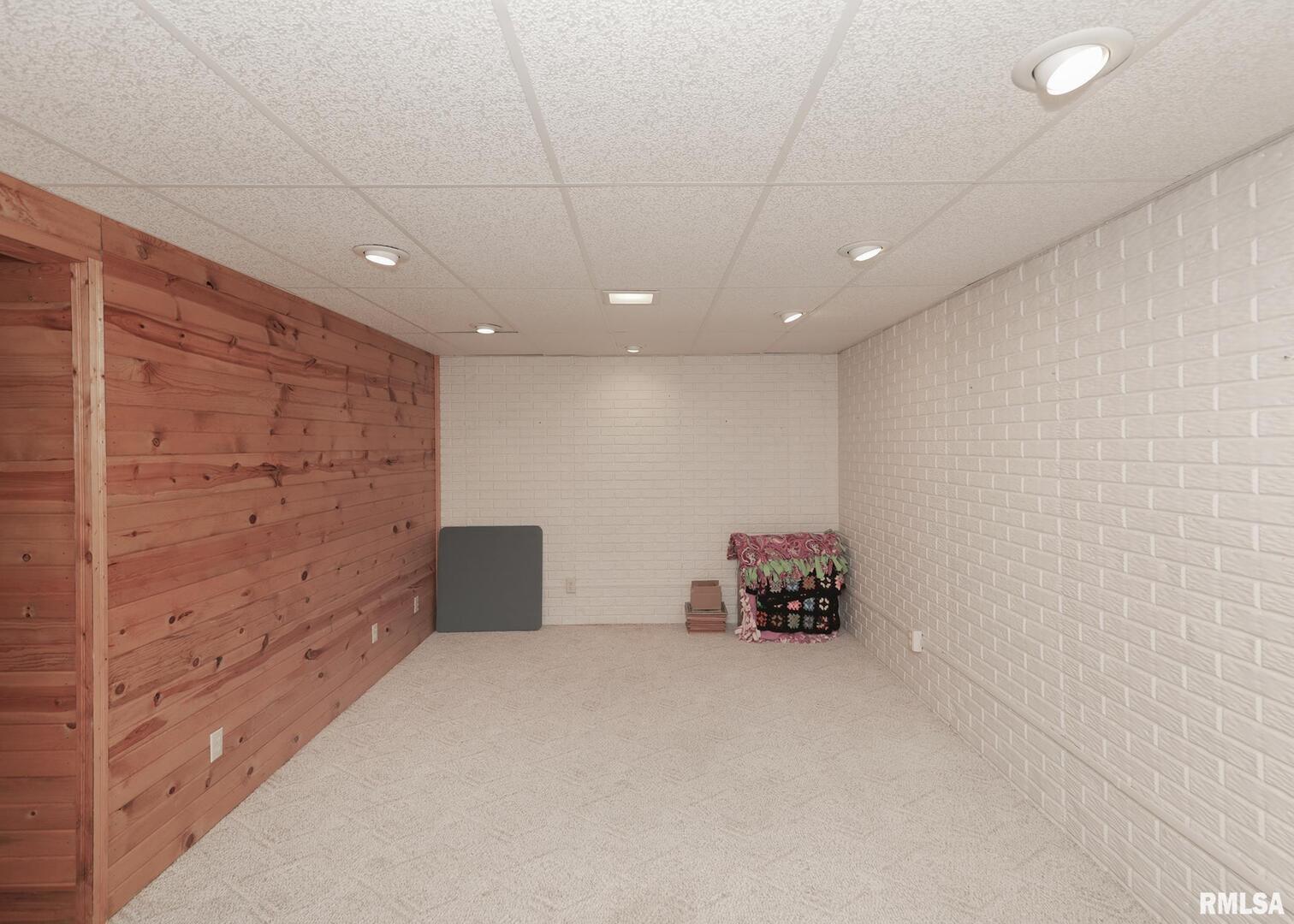 330 Sullivan Drive Colona, IL 61241 - Photo 28 of 31