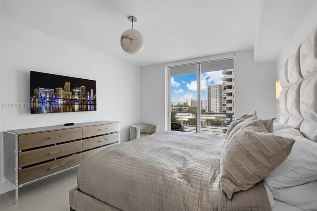 $5,000 | 2831 North Ocean Boulevard, Unit 602N, Fort Lauderdale, FL 33308