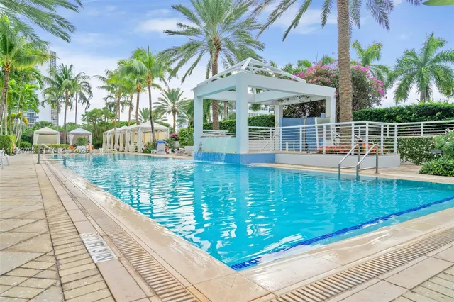 $5,000 | 2831 North Ocean Boulevard, Unit 602N, Fort Lauderdale, FL 33308