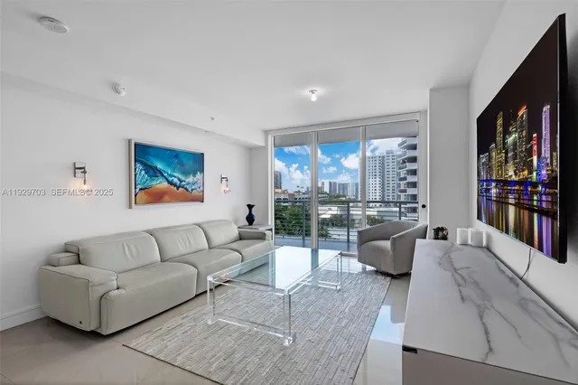 $5,000 | 2831 North Ocean Boulevard, Unit 602N, Fort Lauderdale, FL 33308