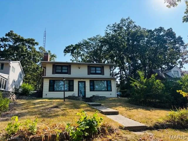 $395,000 | 747 Squaw Road, Cuba, MO 65453