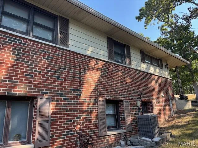 $395,000 | 747 Squaw Road, Cuba, MO 65453