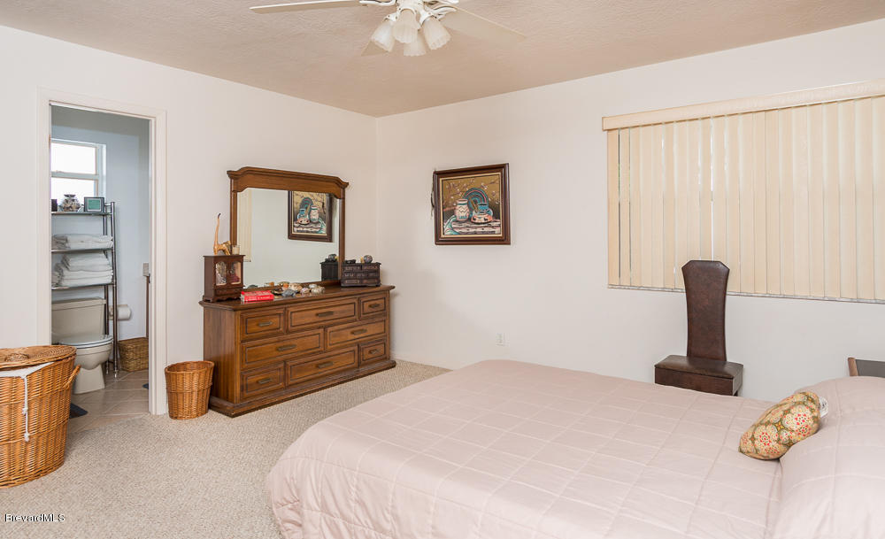 290 Riggs Avenue Melbourne Beach, FL 32951 - Photo 12 of 19 GRAND MASTER BEDROOM!