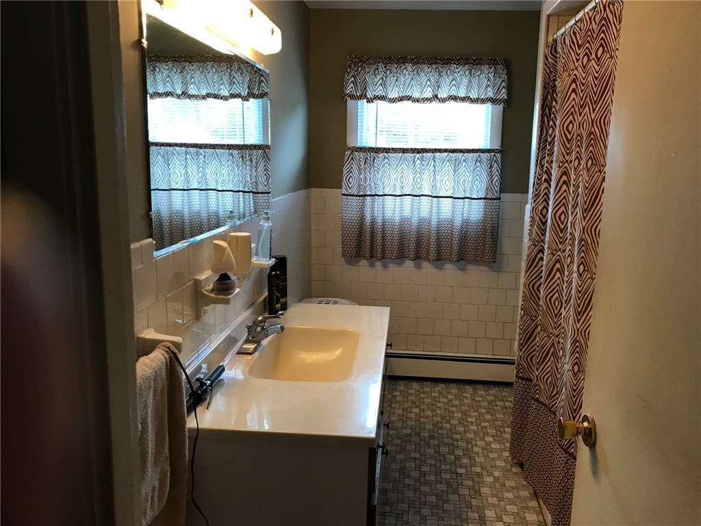 152 Poplar Street Woonsocket, RI 02895 - Photo 12 of 14 Bathroom