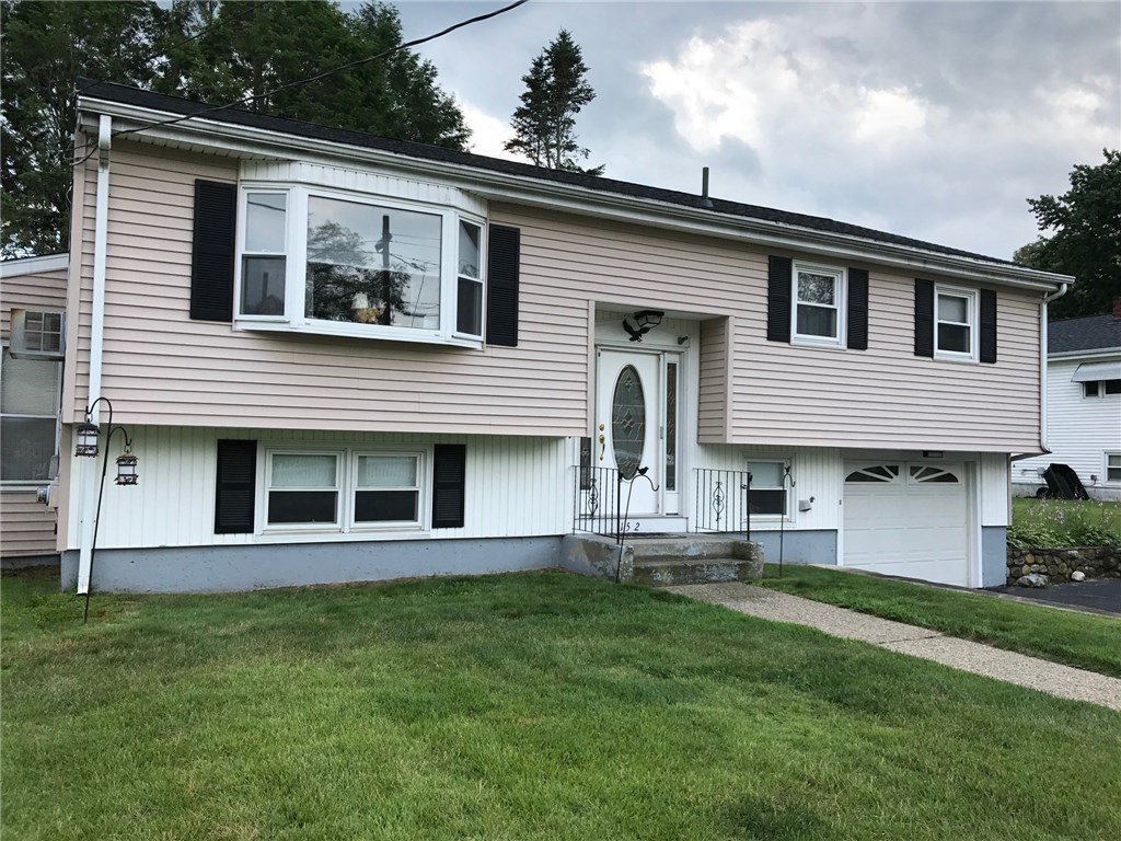 152 Poplar Street Woonsocket, RI 02895 - Photo 2 of 14 Well maintained front yard.