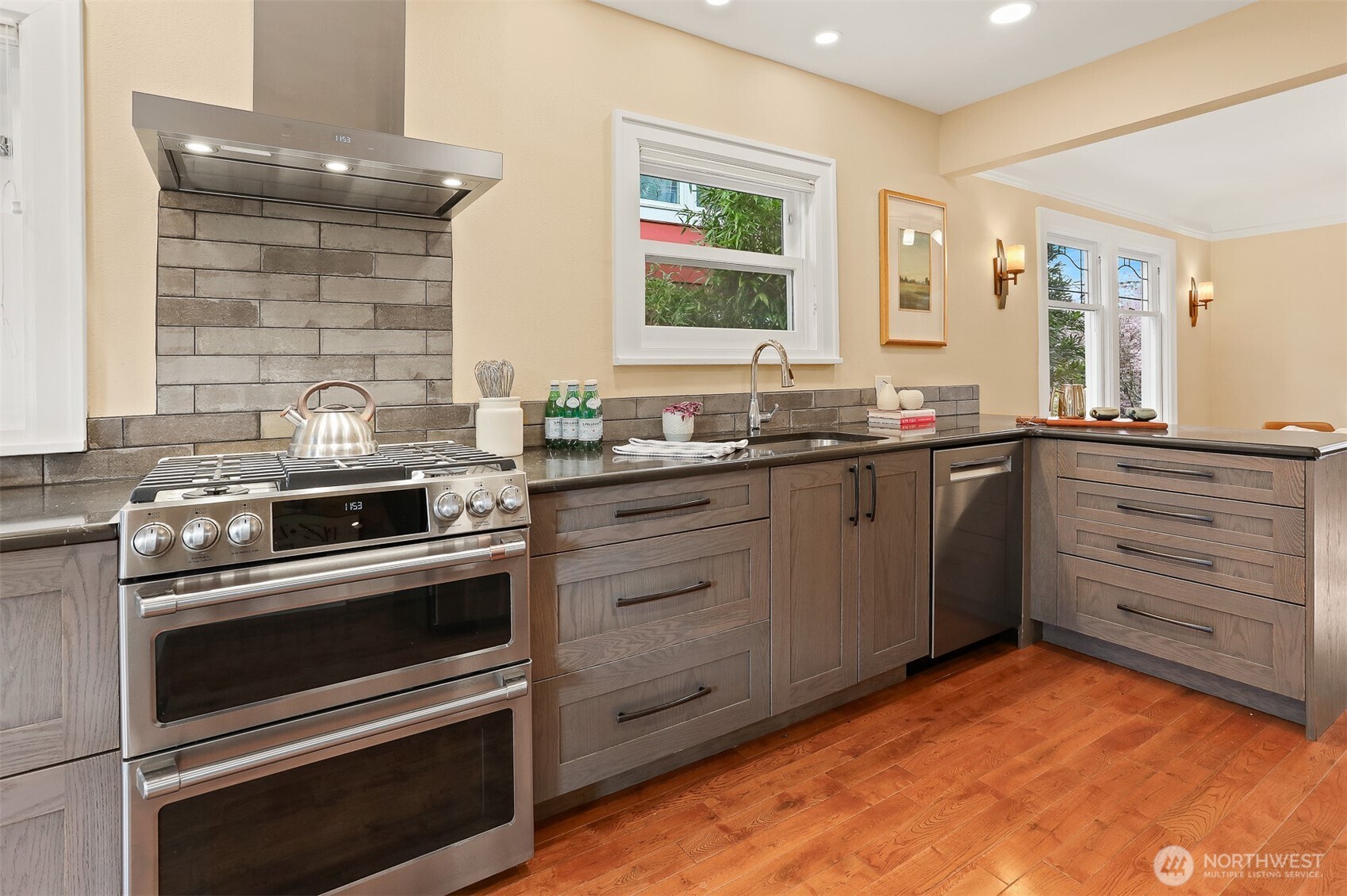 339 Northwest 77th Street Seattle, WA 98117 - Photo 12 of 40