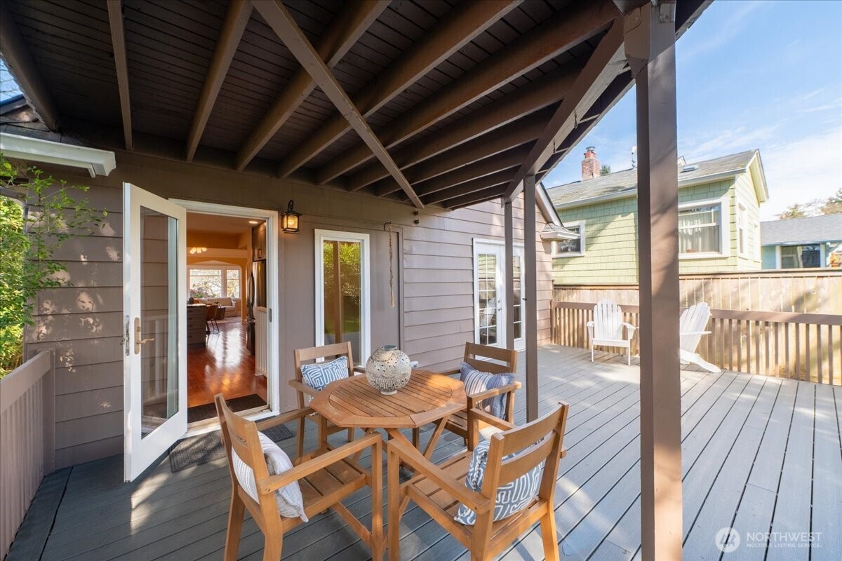 339 Northwest 77th Street Seattle, WA 98117 - Photo 14 of 40