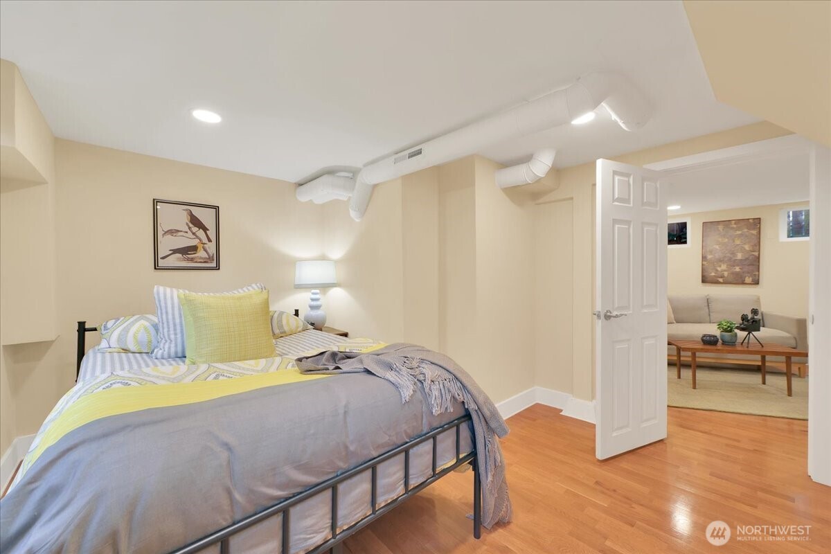 339 Northwest 77th Street Seattle, WA 98117 - Photo 33 of 40