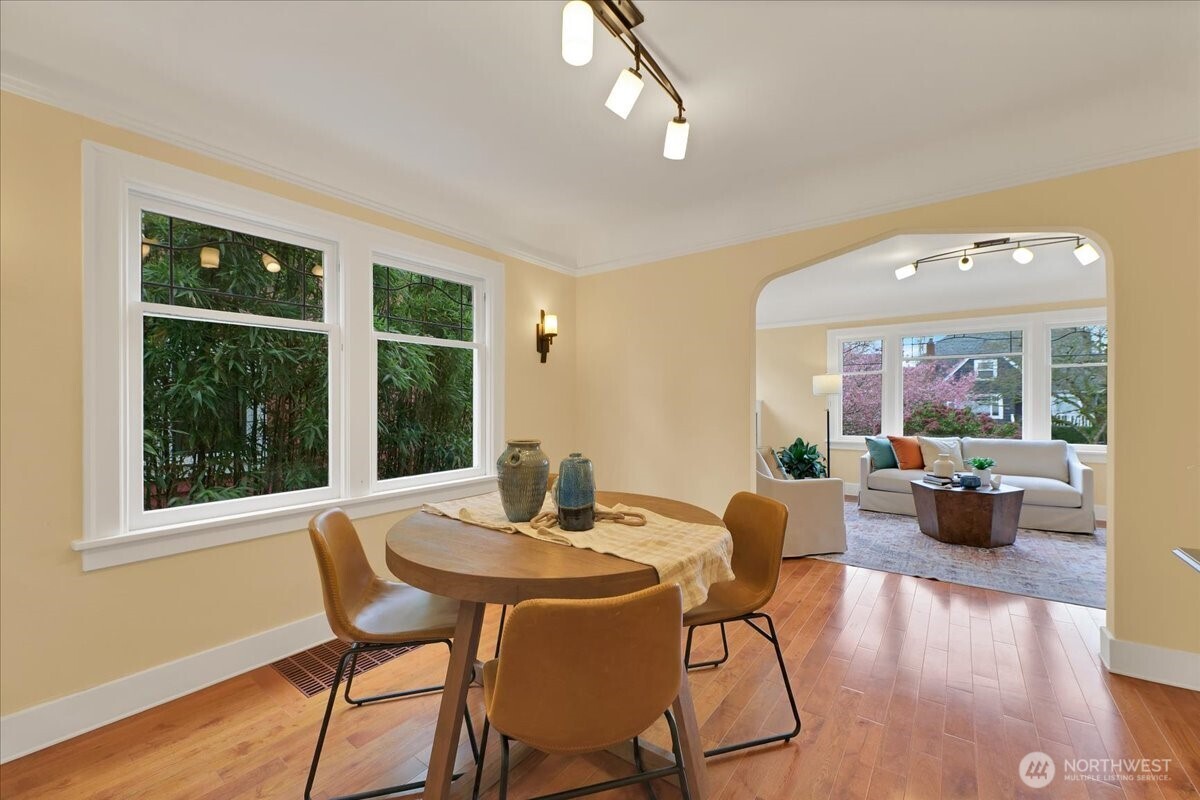 339 Northwest 77th Street Seattle, WA 98117 - Photo 8 of 40