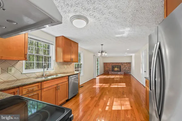 $849,900 | 7803 Roundabout Way, Springfield, VA 22153