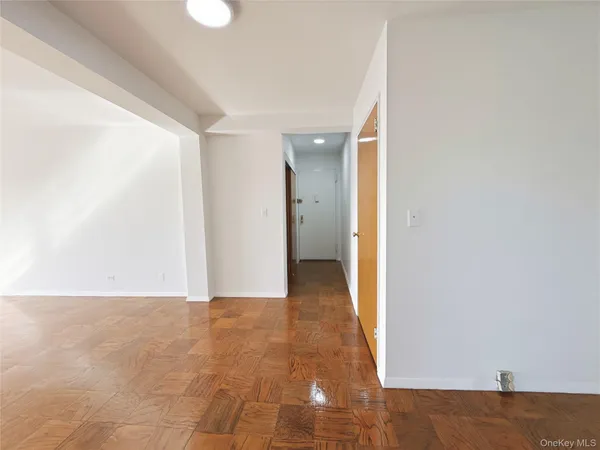 $2,500 | 3240 Riverdale Avenue, Unit 6J | Kingsbridge