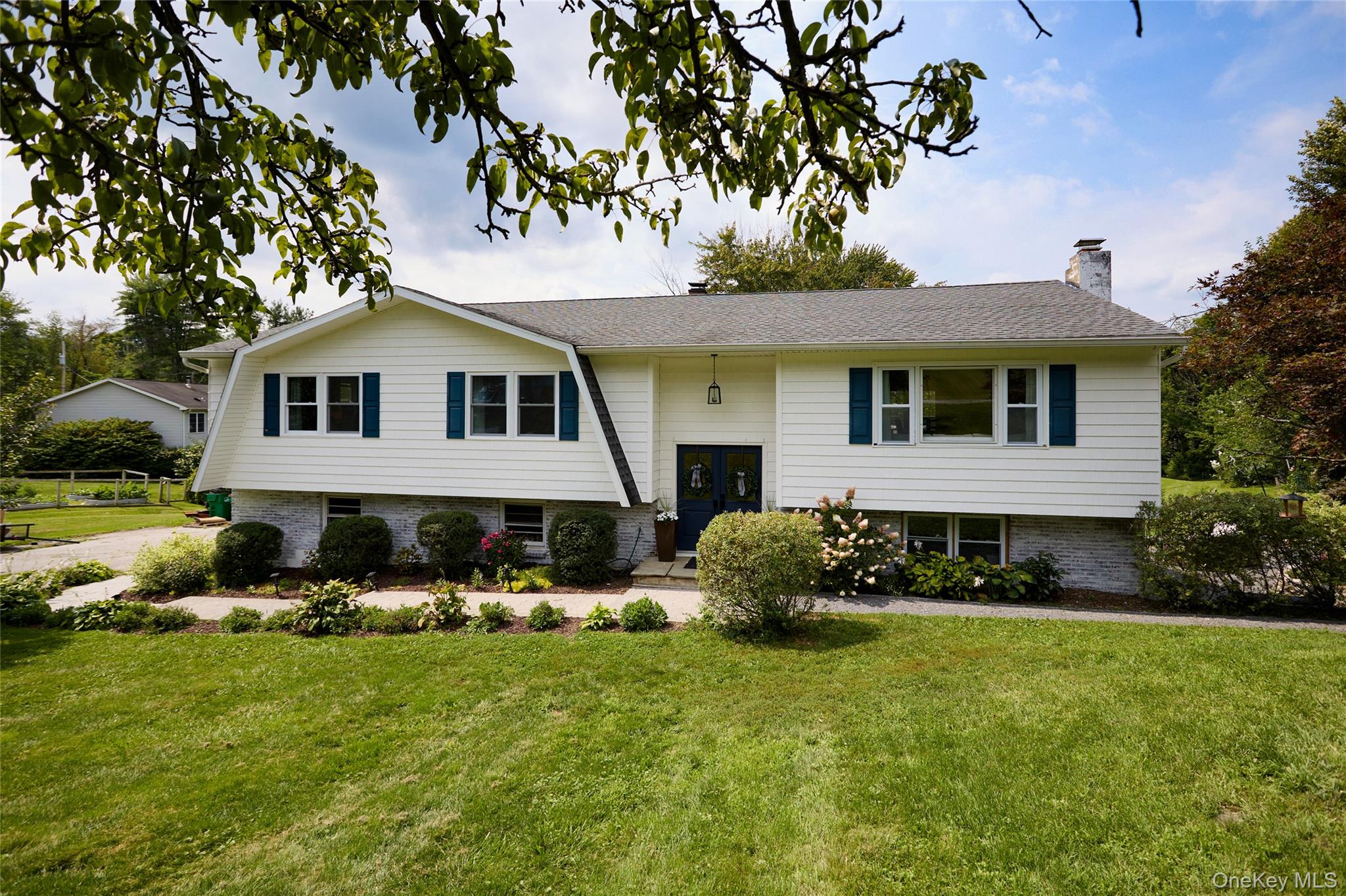 26 Hoofprint Road Millbrook, NY 12545 - Photo 1 of 50 Gallery Image 1