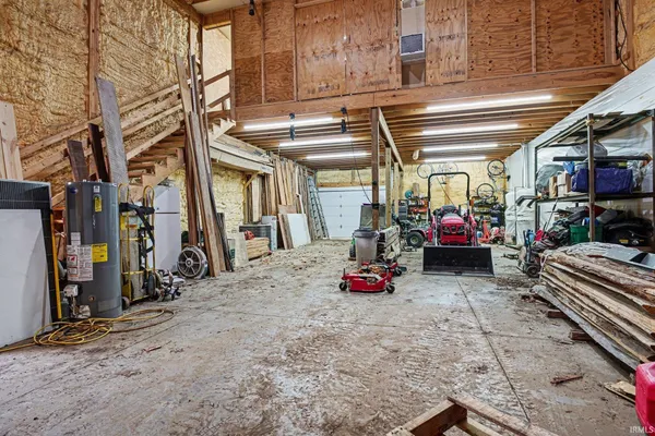 $399,000 | 14284 Highway 6, Syracuse, IN 46567