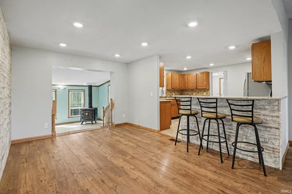 $399,000 | 14284 Highway 6, Syracuse, IN 46567