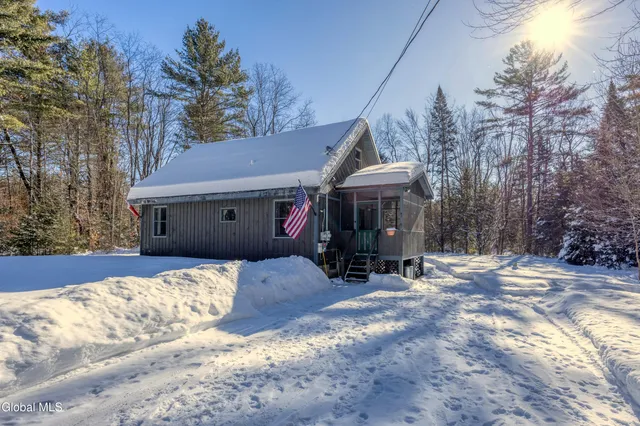 $289,000 | 127 Burgey Road, Schroon, NY 12870
