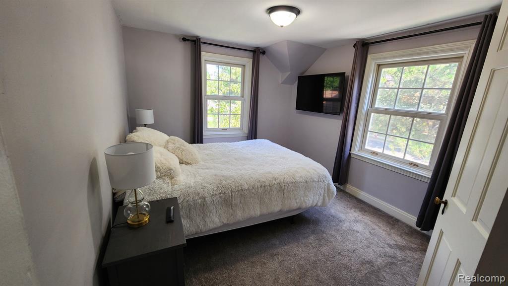 1031 Cadieux Road Grosse Pointe Park, MI 48230 - Photo 23 of 33