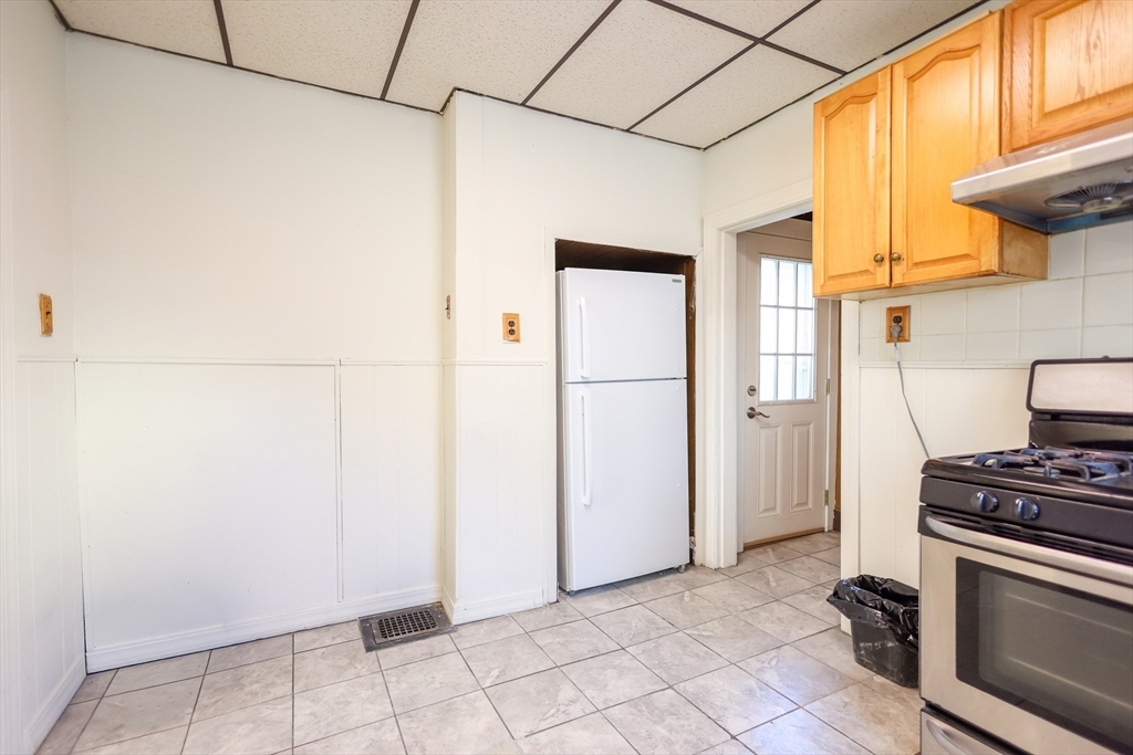 68 Newhall Street, Unit 68 Malden, MA 02148 - Photo 19 of 39 a view of a storage & utility room with washer and dryer