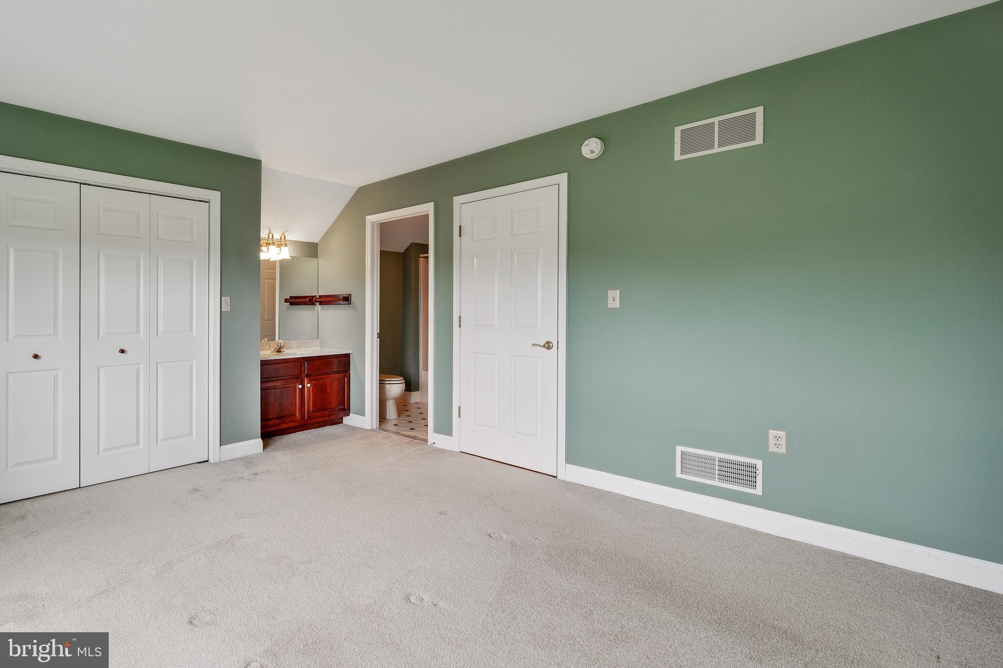 115 Scott Road Warwick, MD 21912 - Photo 30 of 43 2nd Floor bedroom suite w/ private full bath