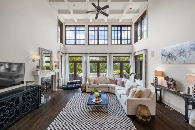 $3,499,000 | 17 Ambriance Drive, Burr Ridge, IL 60527