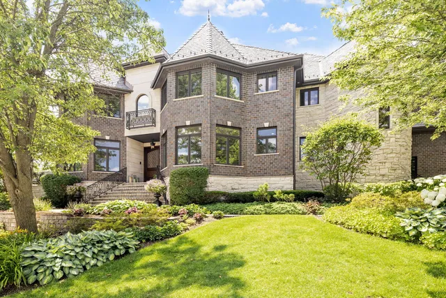 $3,499,000 | 17 Ambriance Drive, Burr Ridge, IL 60527