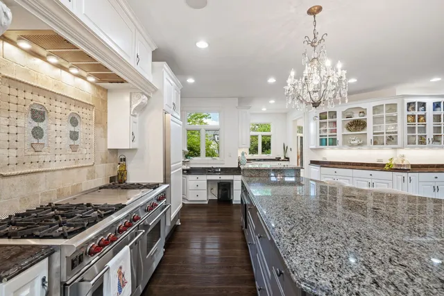 $3,499,000 | 17 Ambriance Drive, Burr Ridge, IL 60527