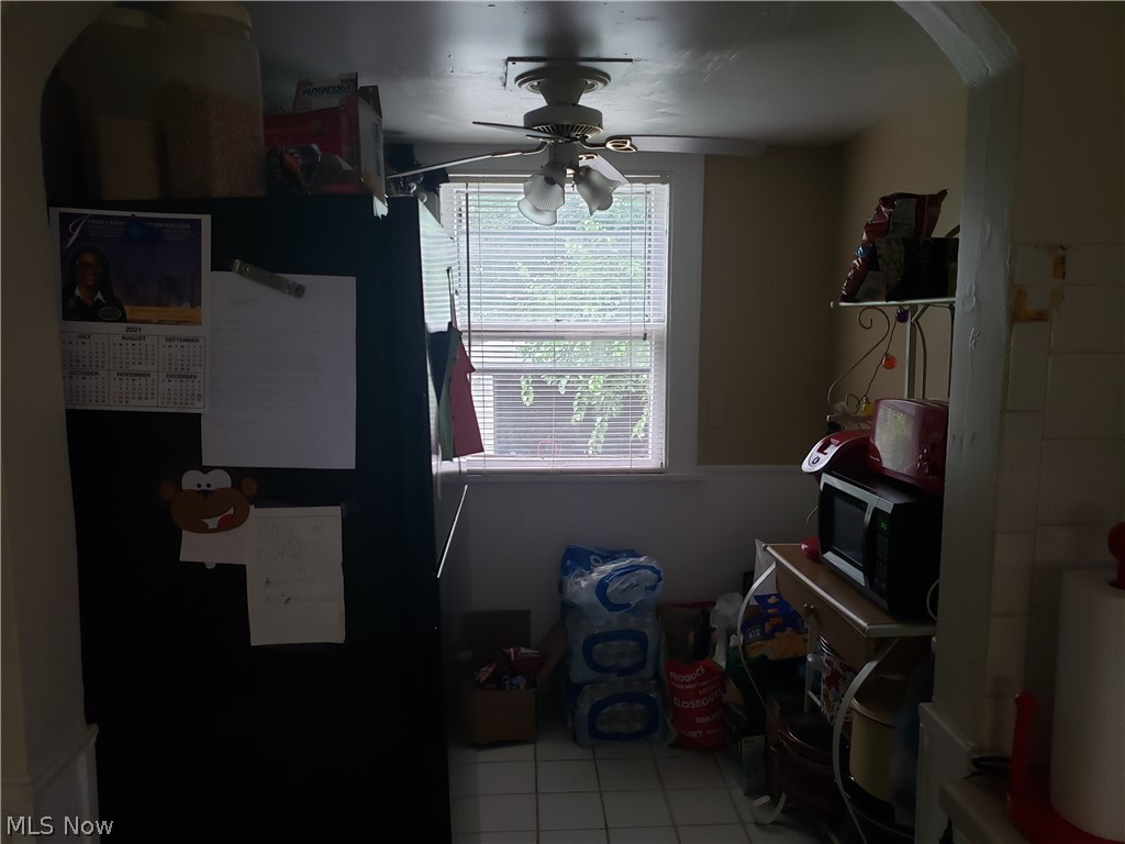 1032 Helmsdale Road Cleveland Heights, OH 44112 - Photo 6 of 23