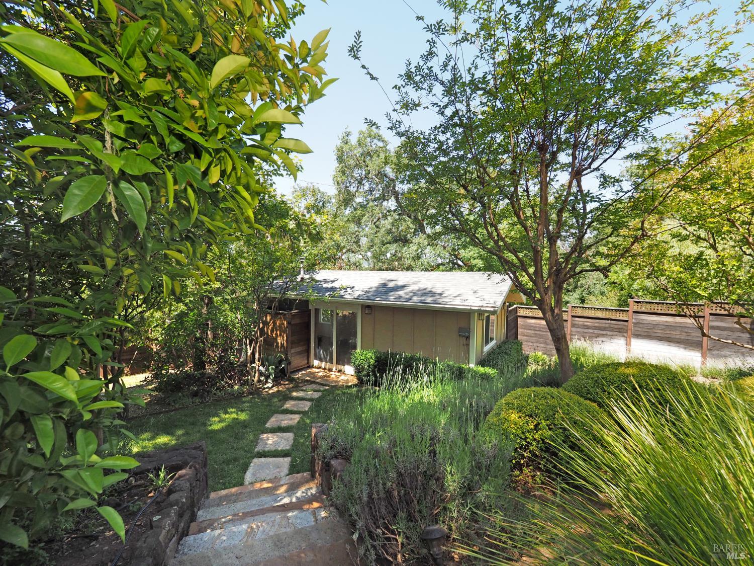 22549 River Road Geyserville, CA 95441 - Photo 55 of 63 Studio for hobbies and overflow
